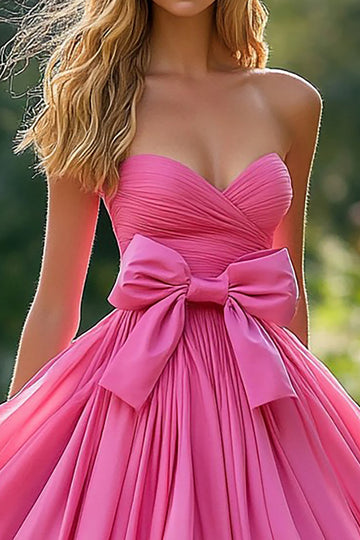 Rosa A Line Stroppeløs Tiered Ruffled Taffeta Ballkjole